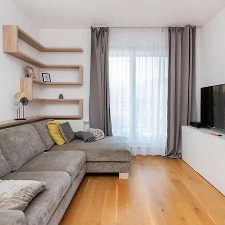 Nadmorski Z Parkingiem Redlowo By Renters Gdynia