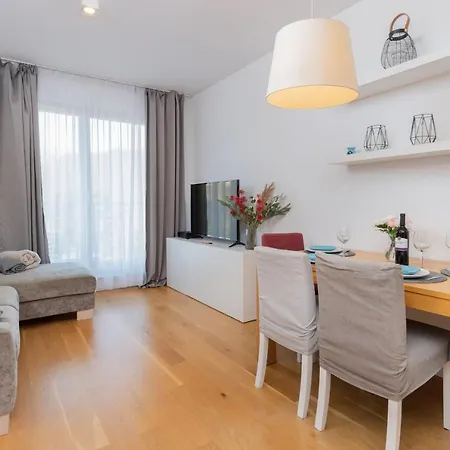 Nadmorski Z Parkingiem Redlowo By Renters Lägenhet *